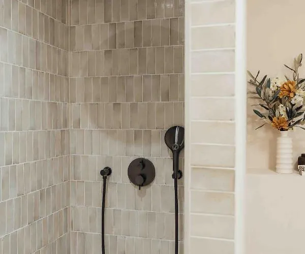 Clemonte - Your Reception-less Boutique Hideaway Hotel