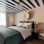 Clemonte - Your Reception-less Boutique Hideaway Hotel 5*