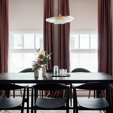 Clemonte - Your Reception-less Boutique Hideaway *